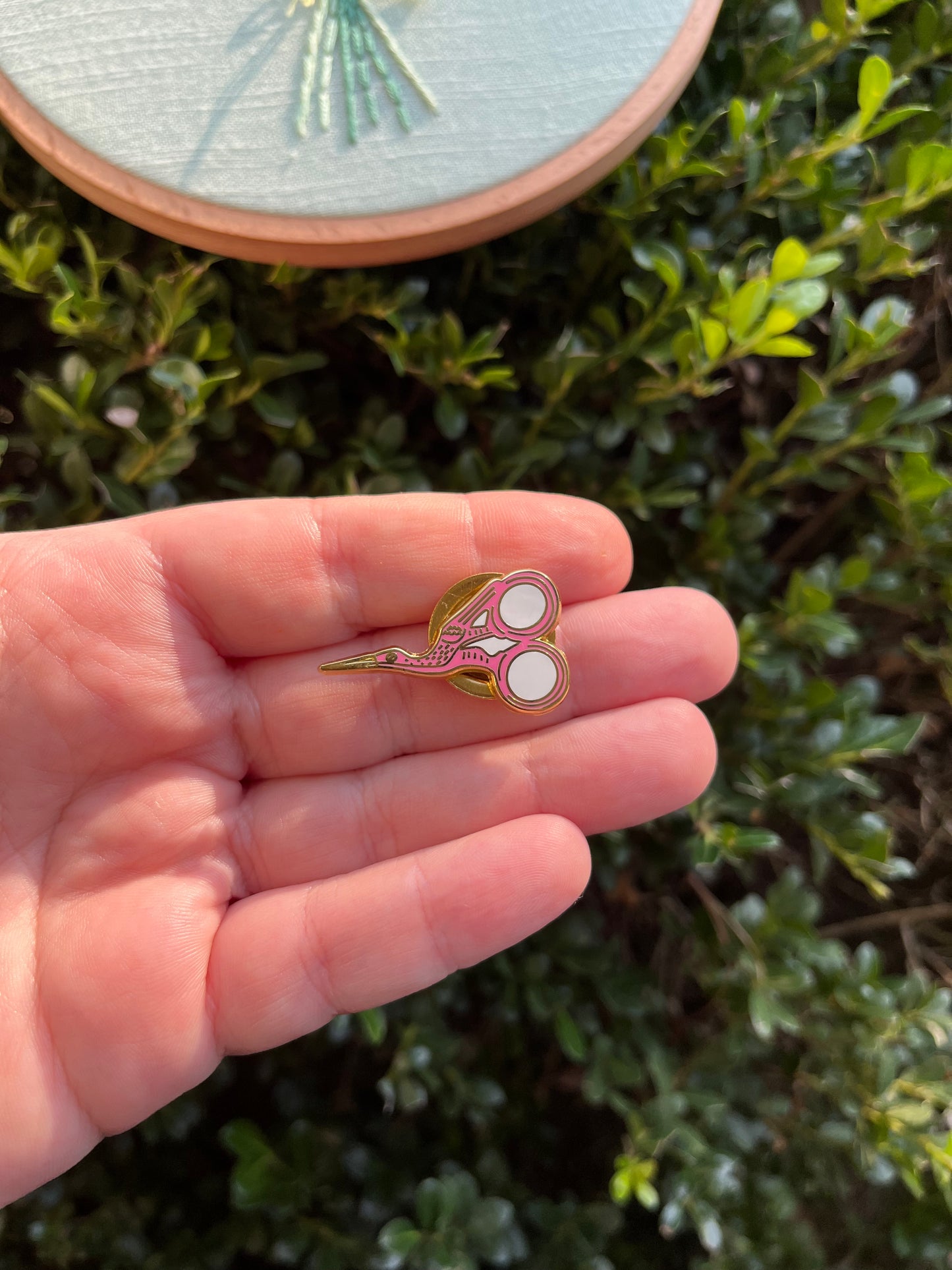Pink Stork Scissor Enamel Needle Minder - Embroidery Accesory/Needle Magnet