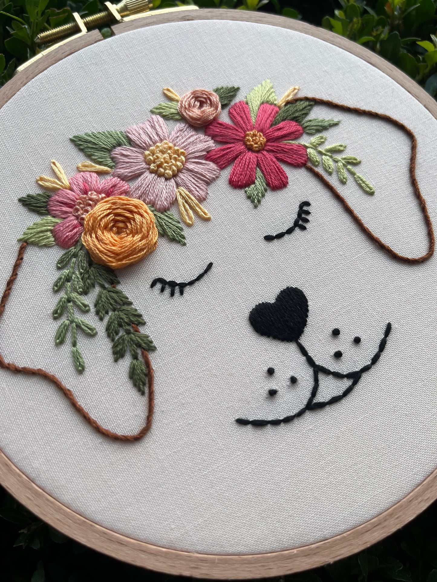 6” Posy Puppy Embroidery Hoop Art