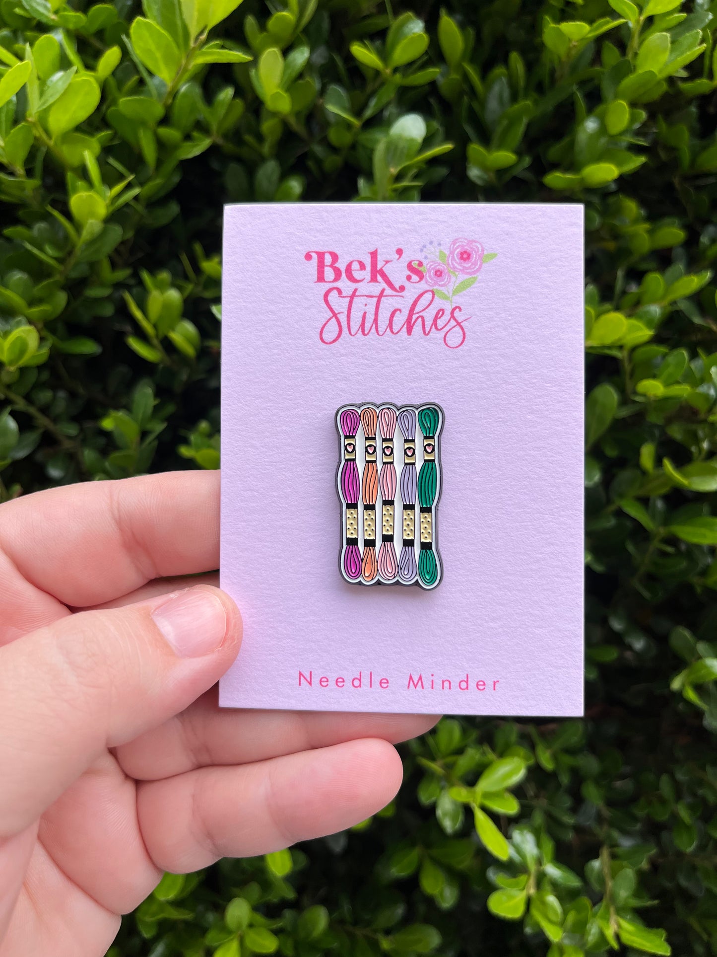 Flawed/Seconds • Enamel Floss Skein Needle Minder - Embroidery Accessory