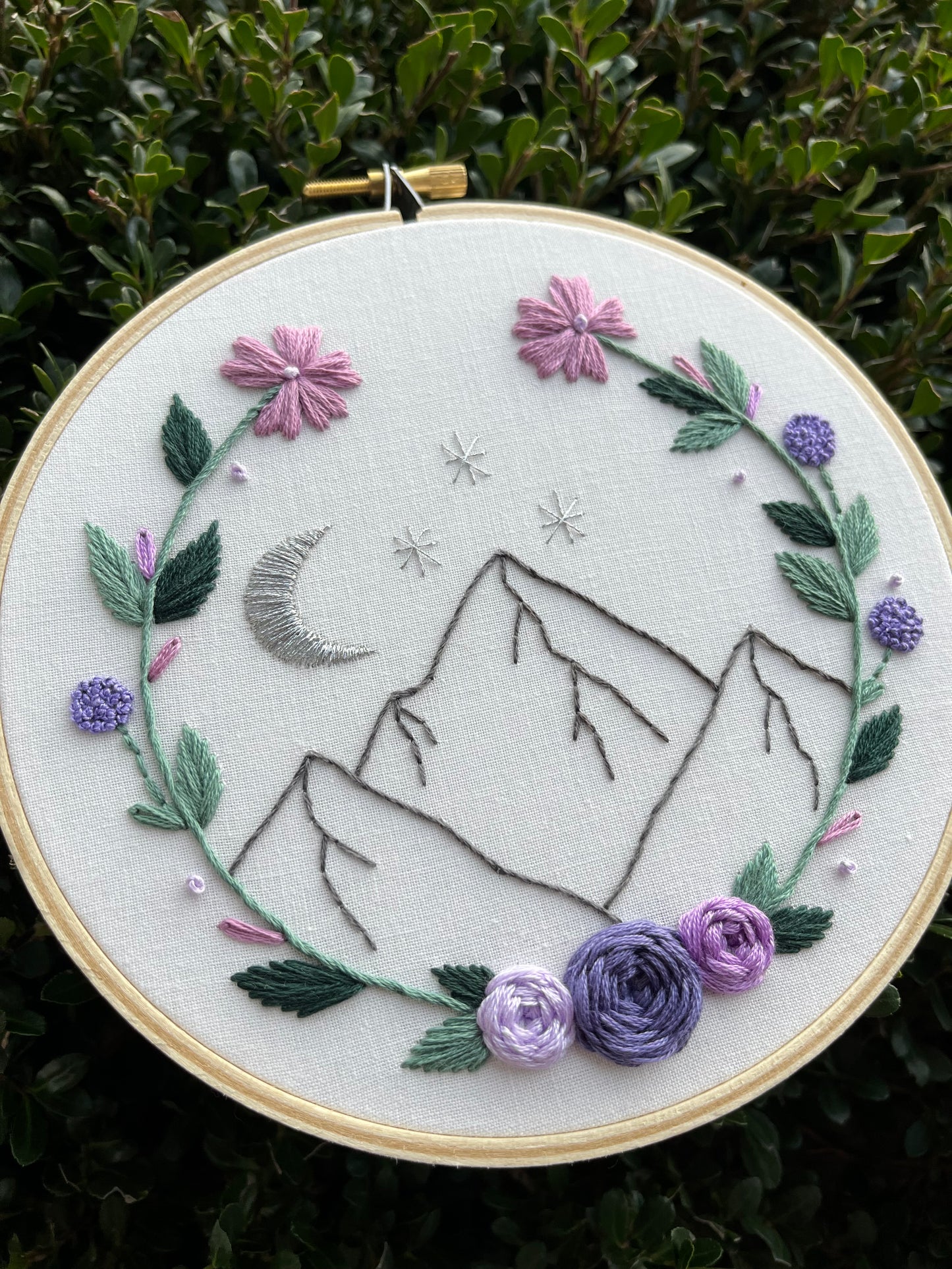 PDF Pattern - Violet Starlight, Beginner/Intermediate Floral Mountain ACOTAR Inspired Hand Embroidery Pattern
