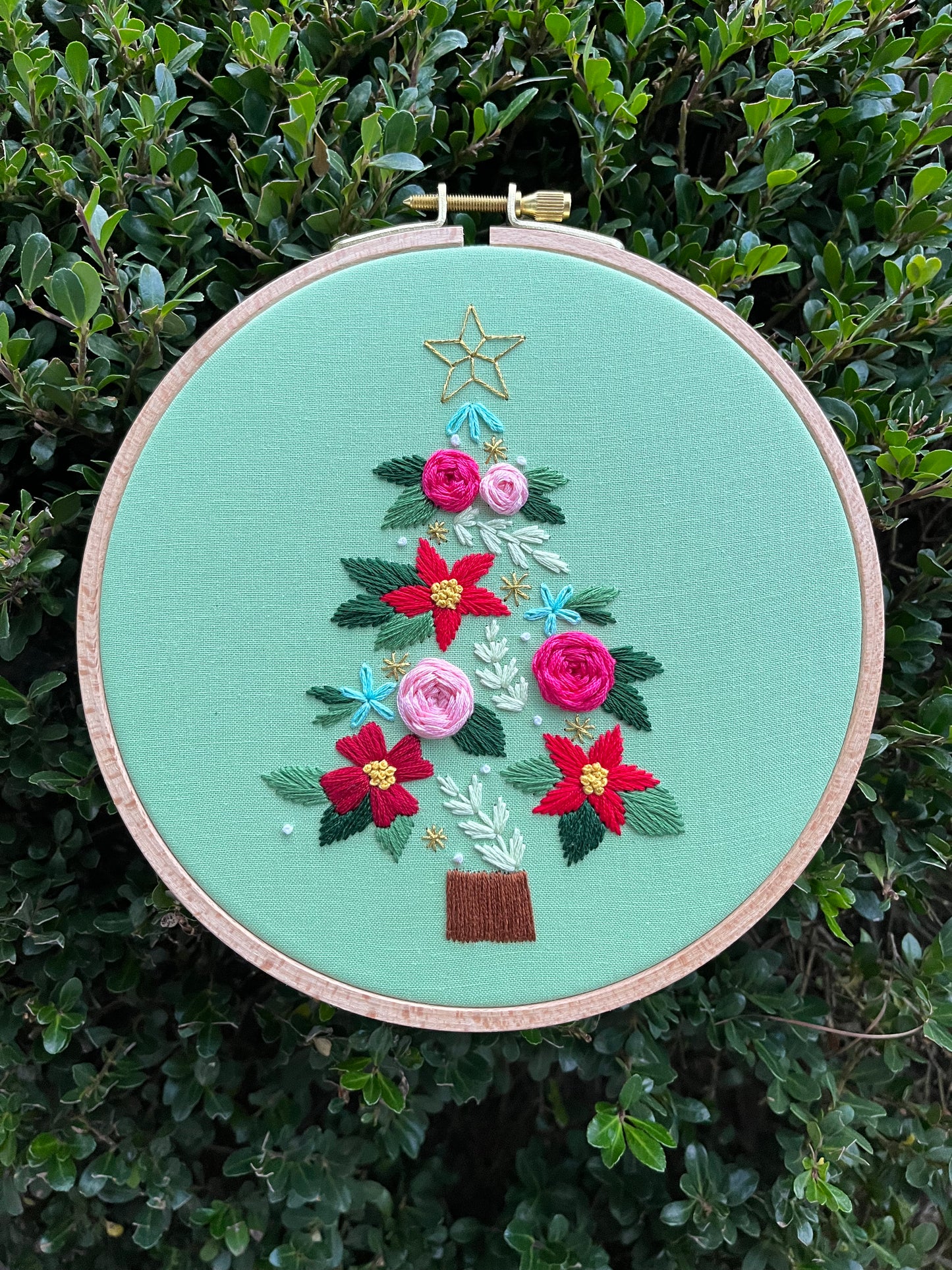 PDF Pattern - Balsam Blooms, Beginner/Intermediate Floral Christmas Tree Hand Embroidery Pattern