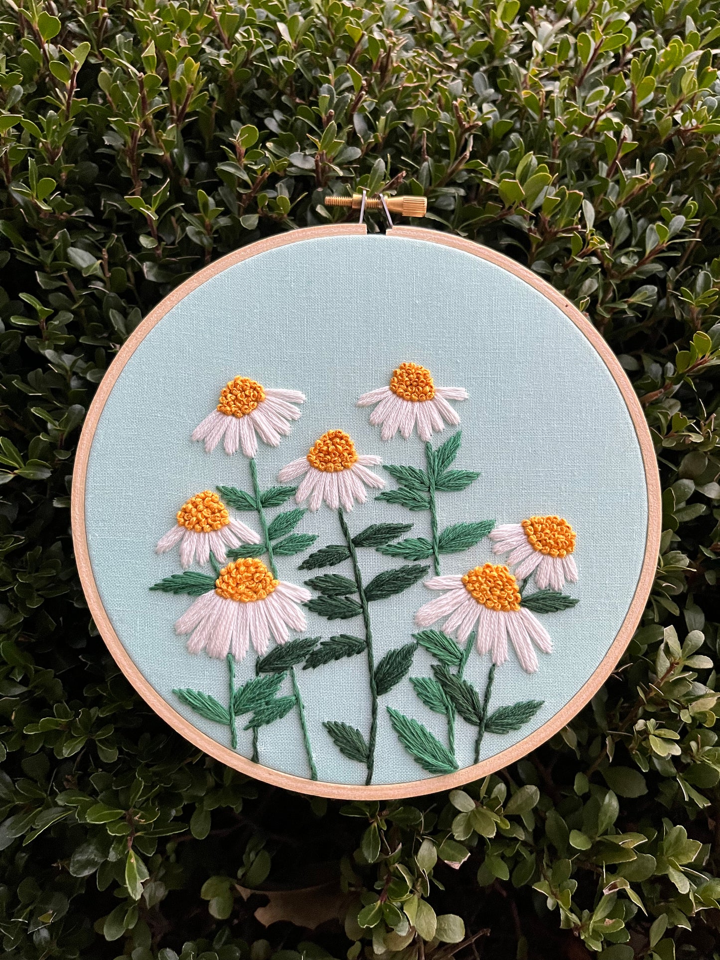 FULL KIT - Daisy Field Florals Kit - DIY Embroidery Kit, Floral Embroidery, Embroidery Pattern
