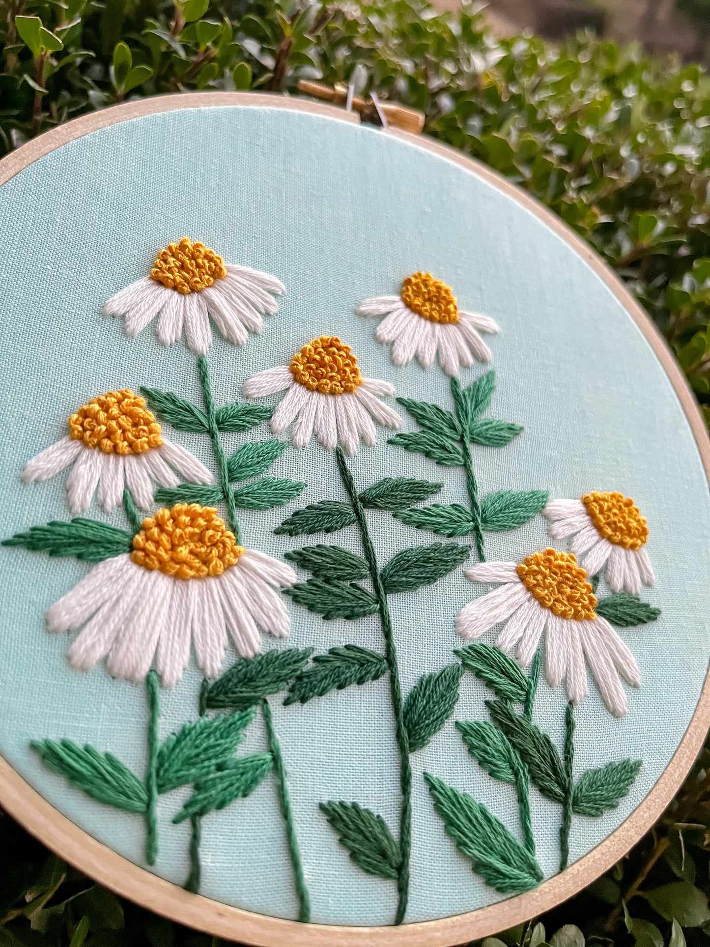 FULL KIT - Daisy Field Florals Kit - DIY Embroidery Kit, Floral Embroidery, Embroidery Pattern